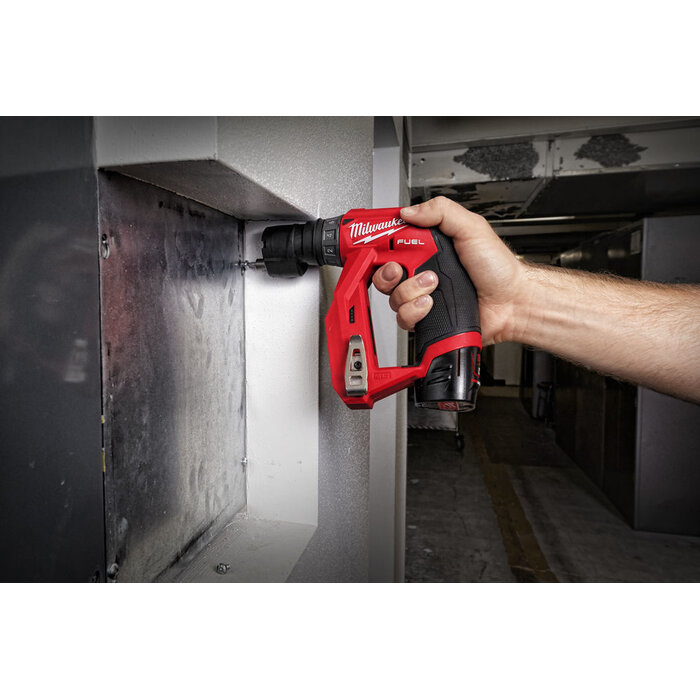 MILWAUKEE M12 FDDXKIT INSTALLATIEBOOR-/SCHROEFMACHINE MET VERWISSELBARE KOPPEN