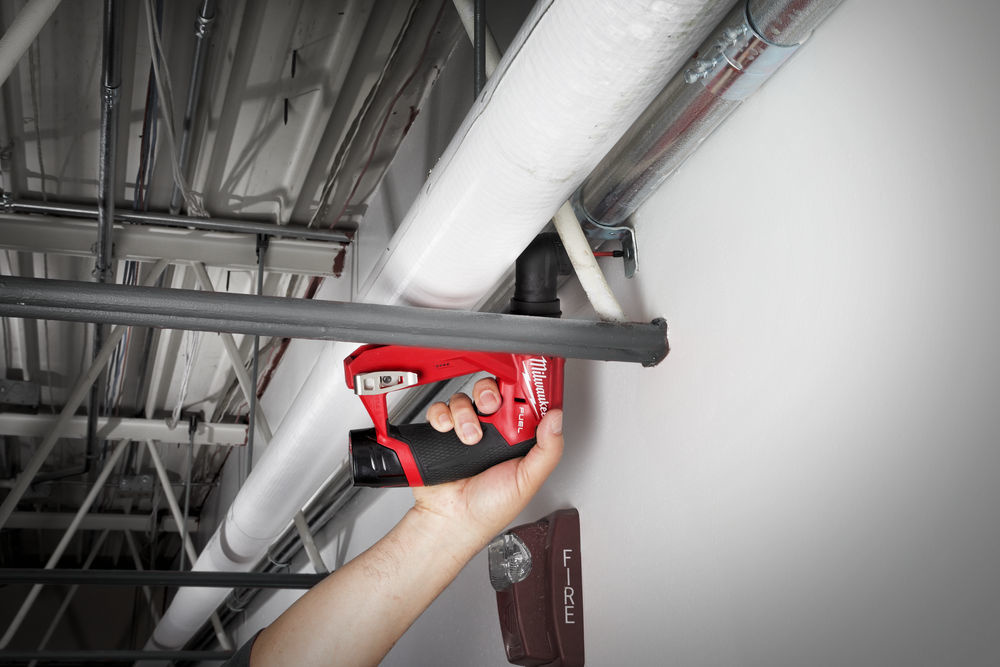 MILWAUKEE M12 FDDXKIT FUEL subcompacte installatieboormachine