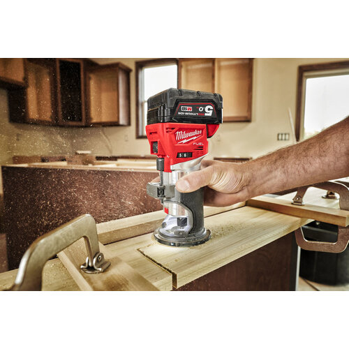 MILWAUKEE M18 FTR8  KANTENFREES