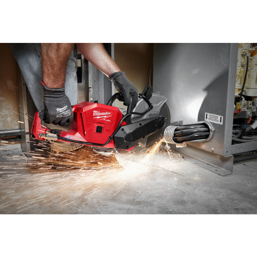 MILWAUKEE M18 FCOS230 FUEL accu doorslijpmachine
