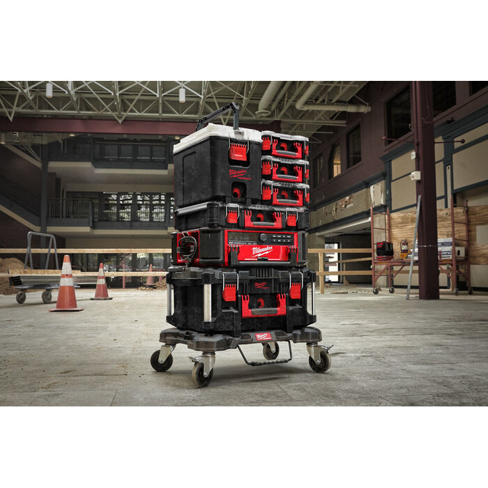 MILWAUKEE PACKOUT™ HARD COOLER