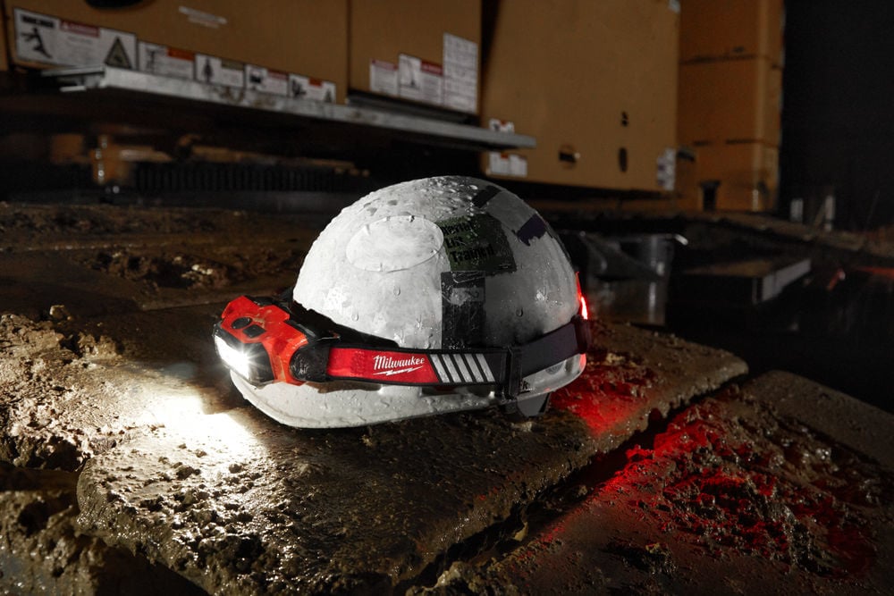 MILWAUKEE L4 HL-VIS USB oplaadbare reflecterende hoofdlamp