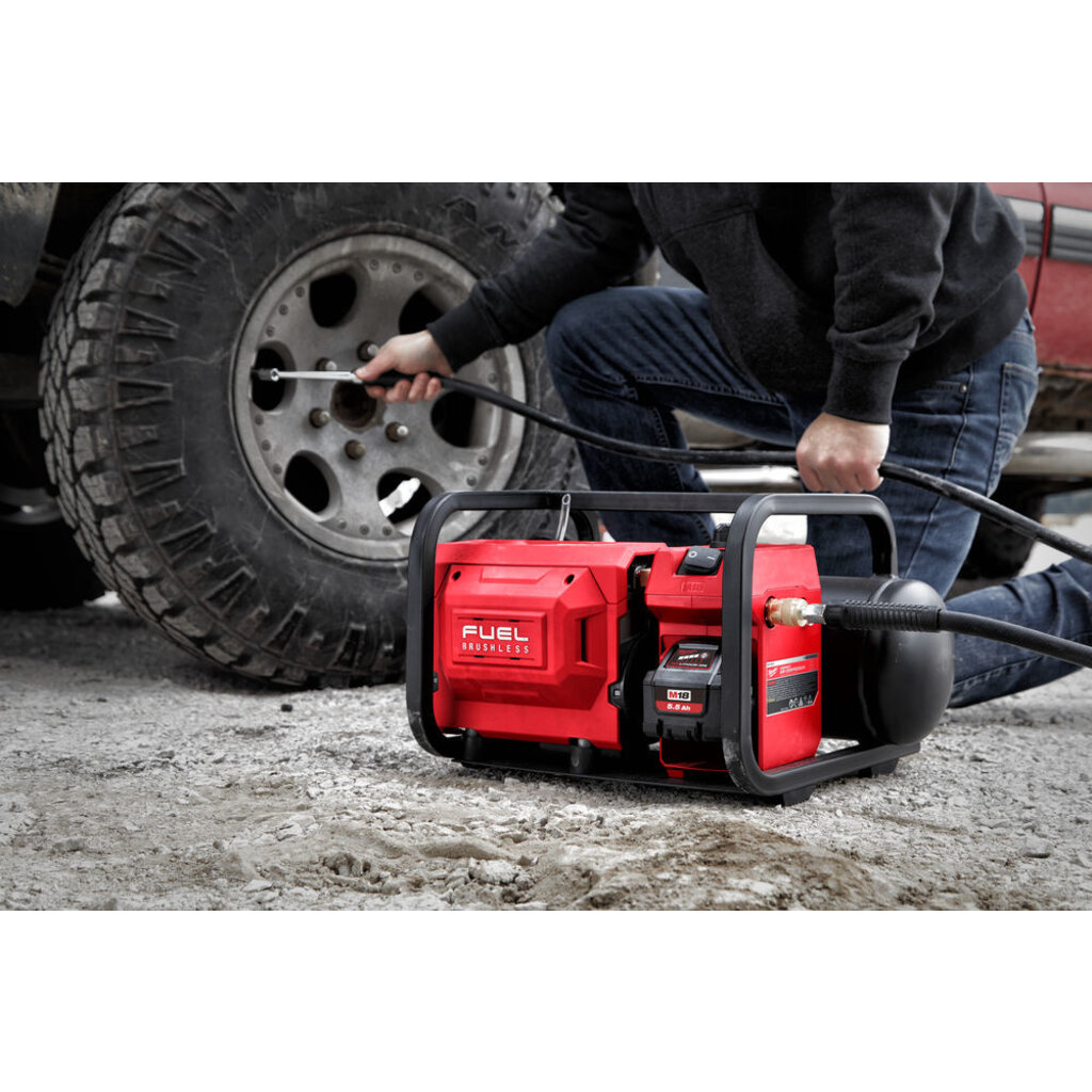 MILWAUKEE M18  FAC FUEL compressor