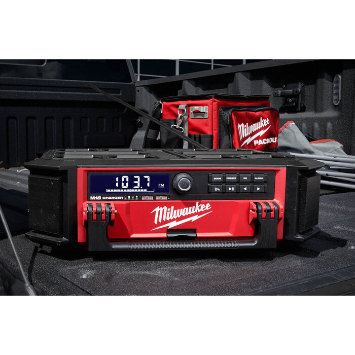 MILWAUKEE M18 PRCDAB+ PACKOUT™ RADIO/LADER