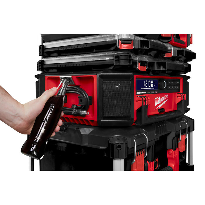 MILWAUKEE M18 PRCDAB+ PACKOUT™ RADIO/LADER