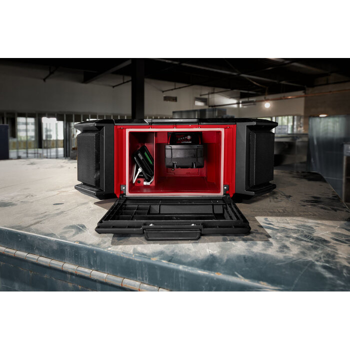 MILWAUKEE M18 PRCDAB+ PACKOUT™ RADIO/LADER