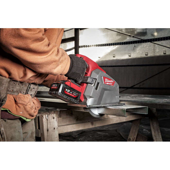 MILWAUKEE M18 FMCS66 METAALCIRKELZAAGMACHINE 66MM