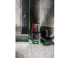 MILWAUKEE M12 3PL  driedimensionale laser met 3 groene 360° laser cirkels