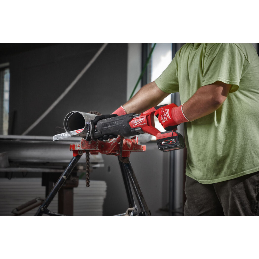 MILWAUKEE M18 FSZFUEL SAWZALL® reciprozaagmachine