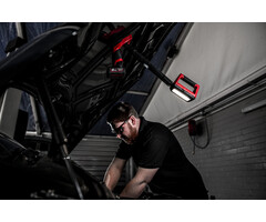 MILWAUKEE M12 UCL  LED onderstel verlichting