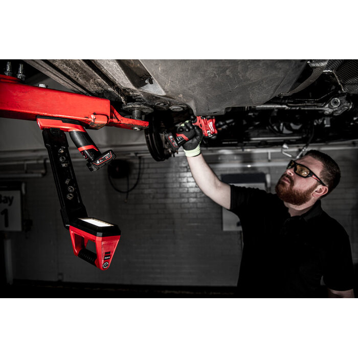MILWAUKEE M12 UCL LED onderstel verlichting