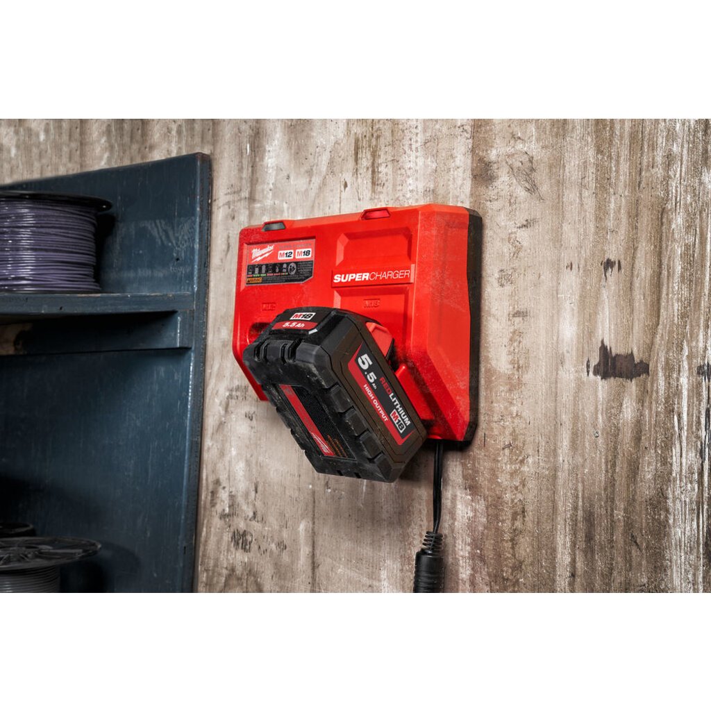MILWAUKEE M12-18 SC  Super lader