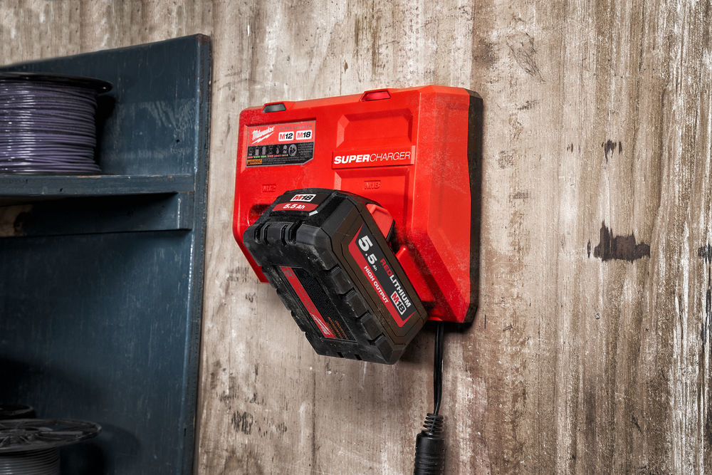 MILWAUKEE M12-18 SC Super lader