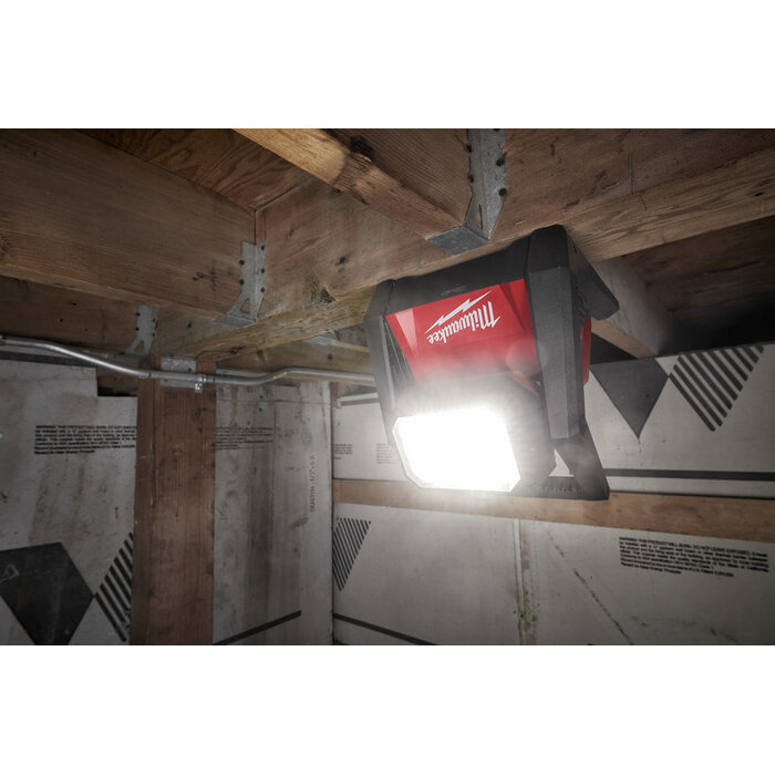 MILWAUKEE M18 HOAL high output area lamp
