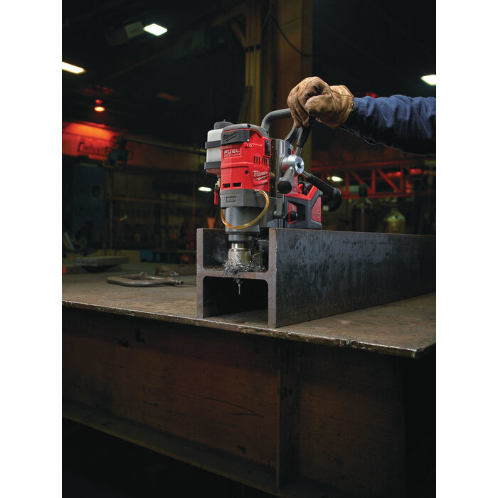 MILWAUKEE M18 FMDP FUEL™ KERNBOORMACHINE MET MAGNEETVOET