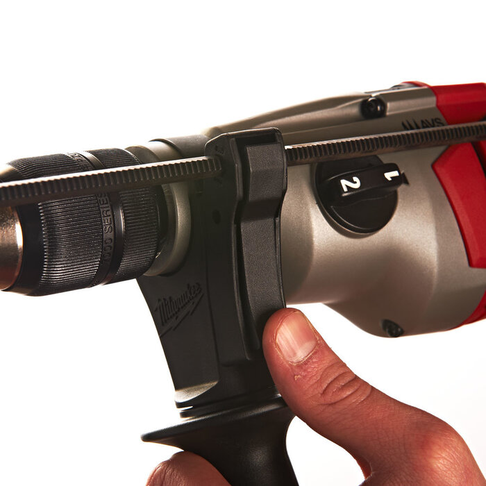 MILWAUKEE PD2E 24 R Klopboormachine 1020 Watt 2-toerig