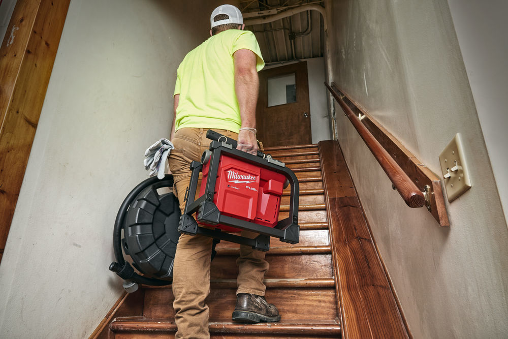 MILWAUKEE M18 FCSSM FUEL compacte segmentveermachine