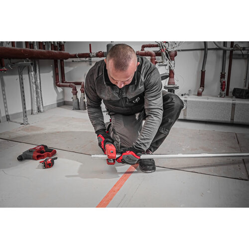 MILWAUKEE M12 PCSS RAPTOR™ PIJPSNIJDER ROESTVAST STAAL