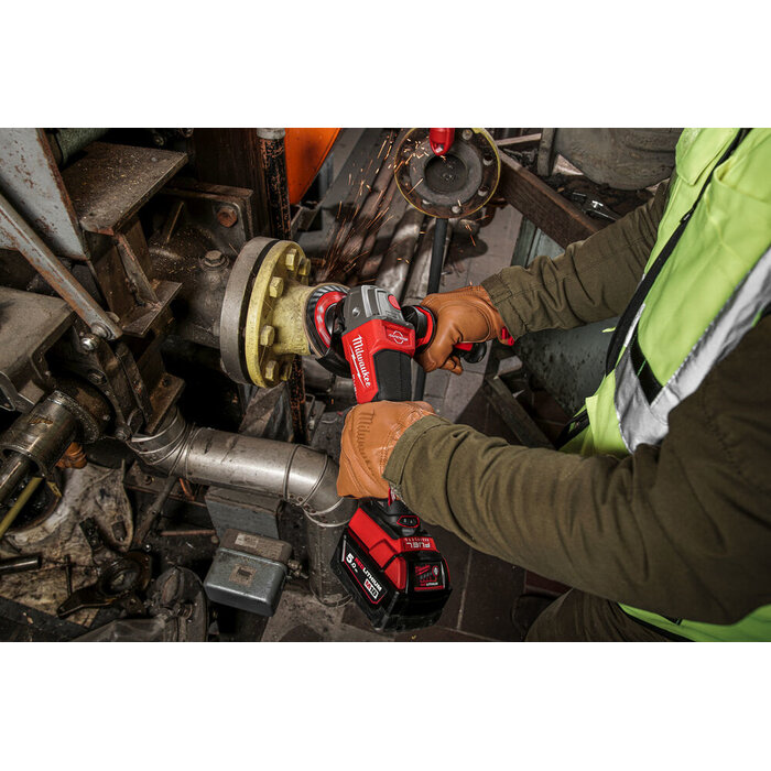 MILWAUKEE M18 FSAGV125XPDB HAAKSE SLIJPMACHINE MET PEDDELSCHAKELAAR, VARIABEL TOERENTAL EN REMFUNCTIE 125MM