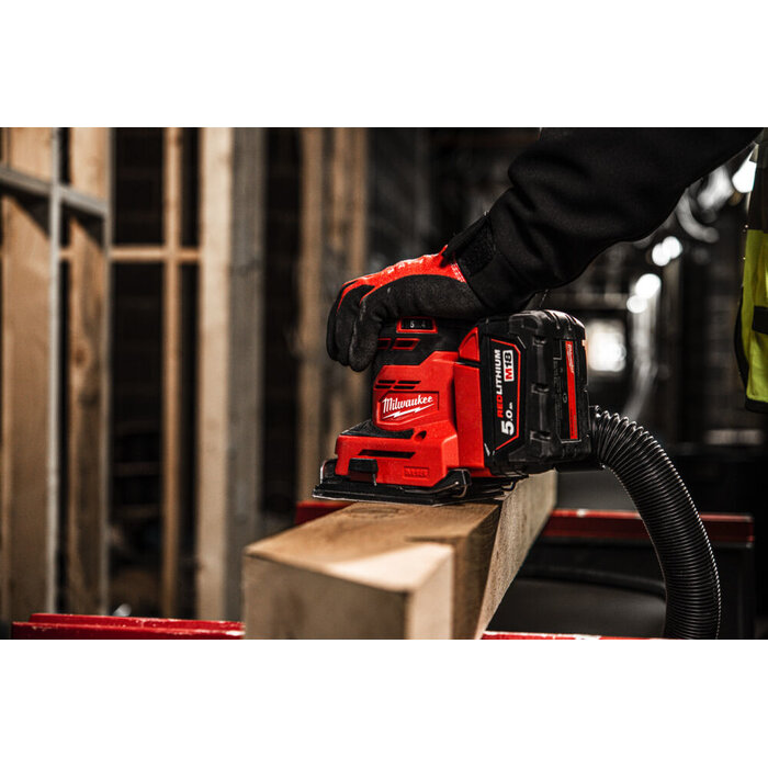 MILWAUKEE M18 BQSS VLAKSCHUURMACHINE