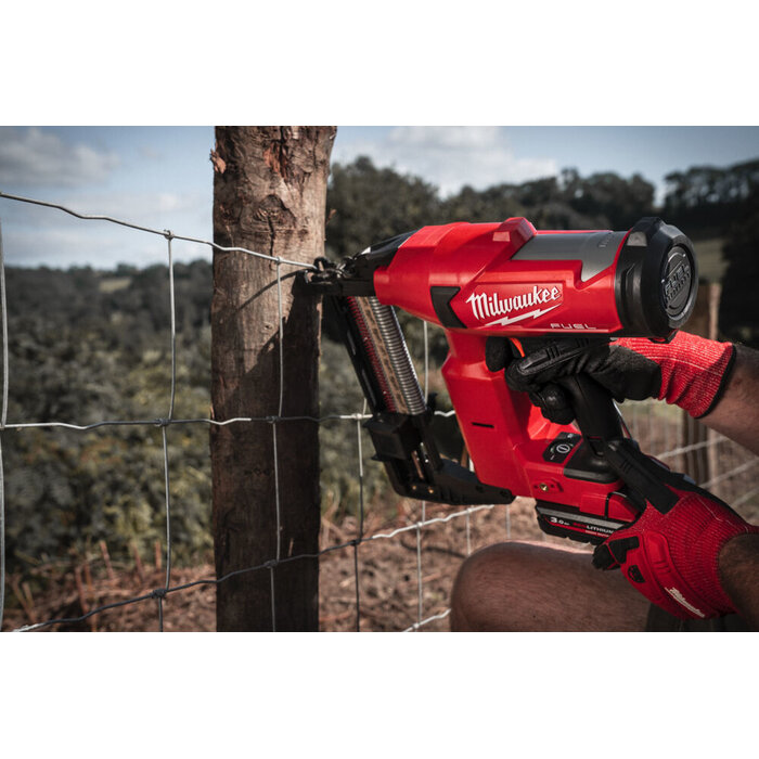 MILWAUKEE M18 FFUS FUEL nietmachine voor afrasteringen
