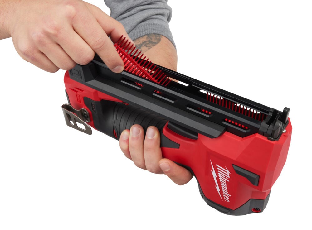 MILWAUKEE M12 BCST Subcompacte kabelnietmachine