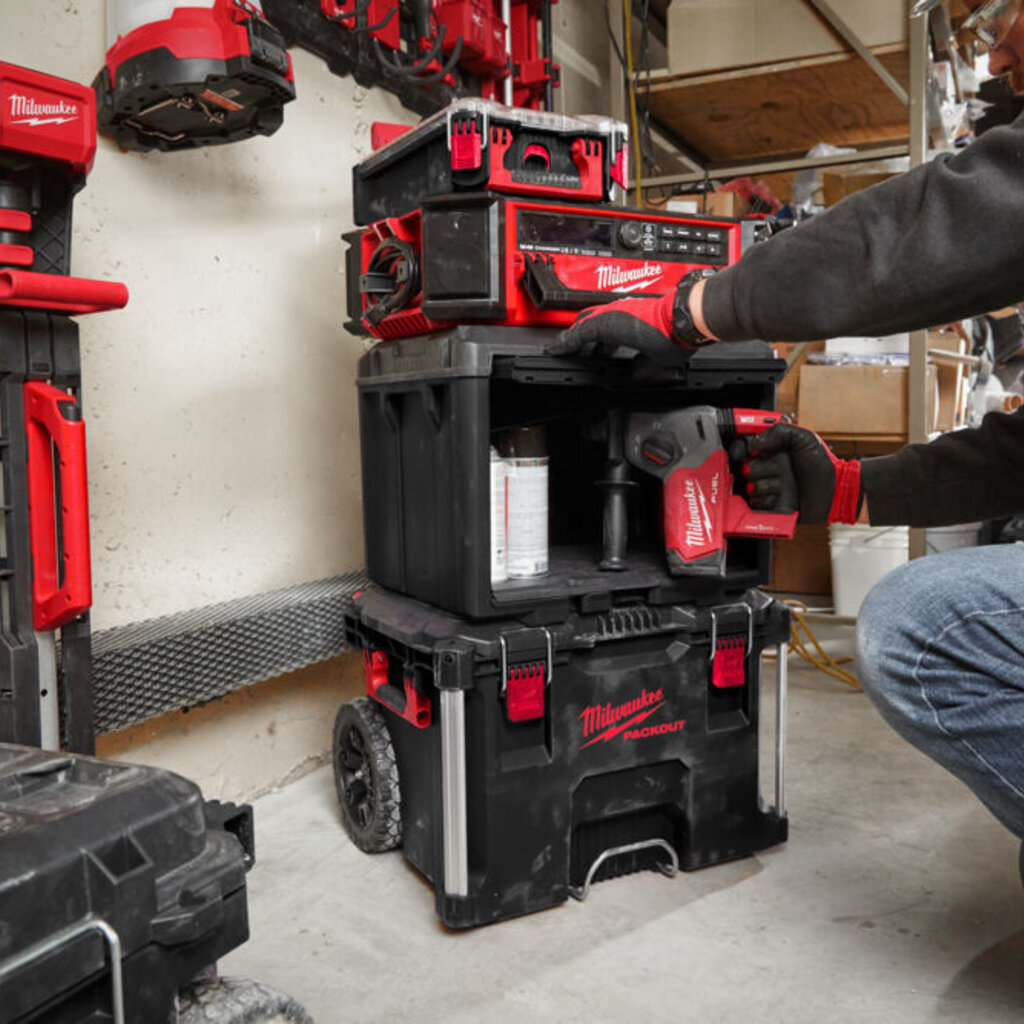 MILWAUKEE PACKOUT™ GROTE OPBERGBOX