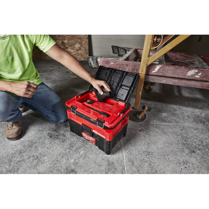 MILWAUKEE M18 FPOVCL FUEL PACKOUT nat/droogzuiger