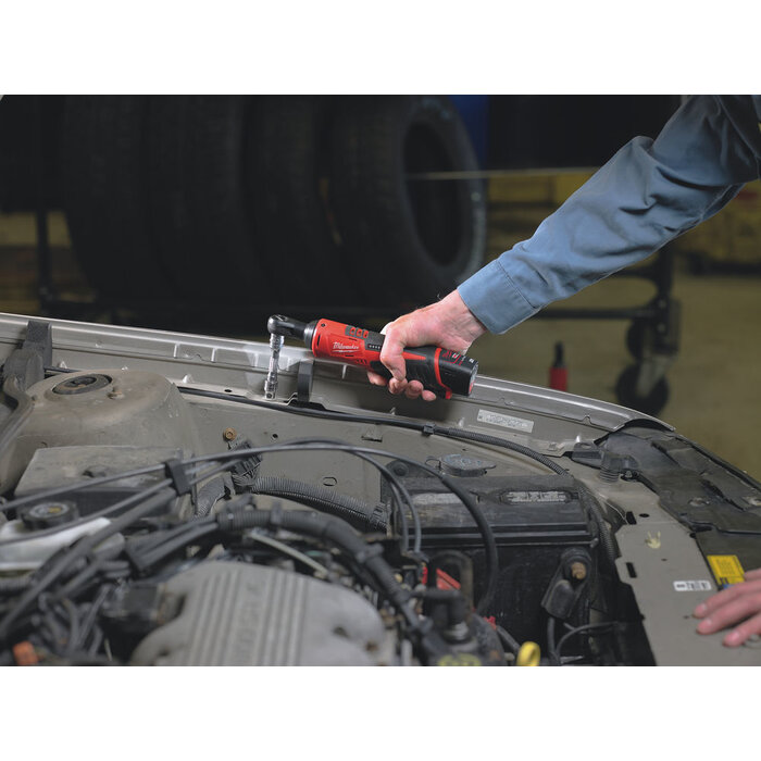 MILWAUKEE M12 IR Subcompacte Ratelsleutel