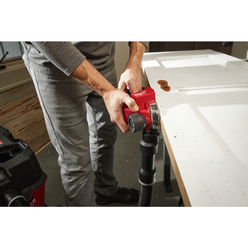MILWAUKEE M12 BLP KOOLBORSTELLOZE SCHAAFMACHINE