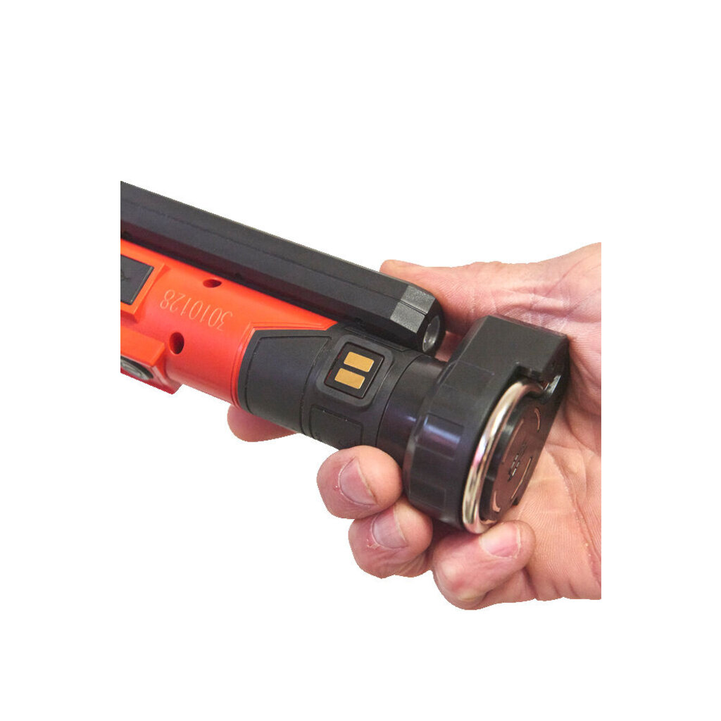 MILWAUKEE L4 SL550 USB Oplaadbare staaflamp 550 lm