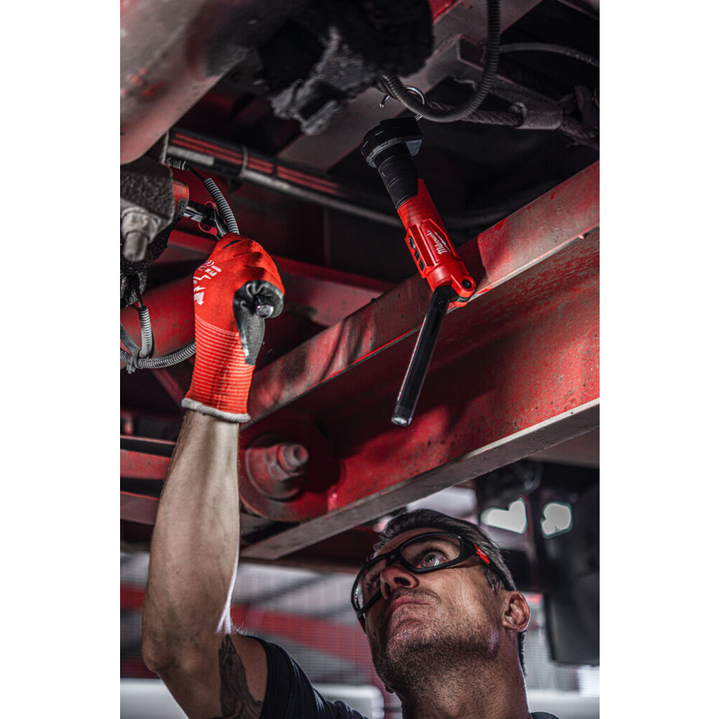 MILWAUKEE L4 SL550 USB Oplaadbare staaflamp 550 lm