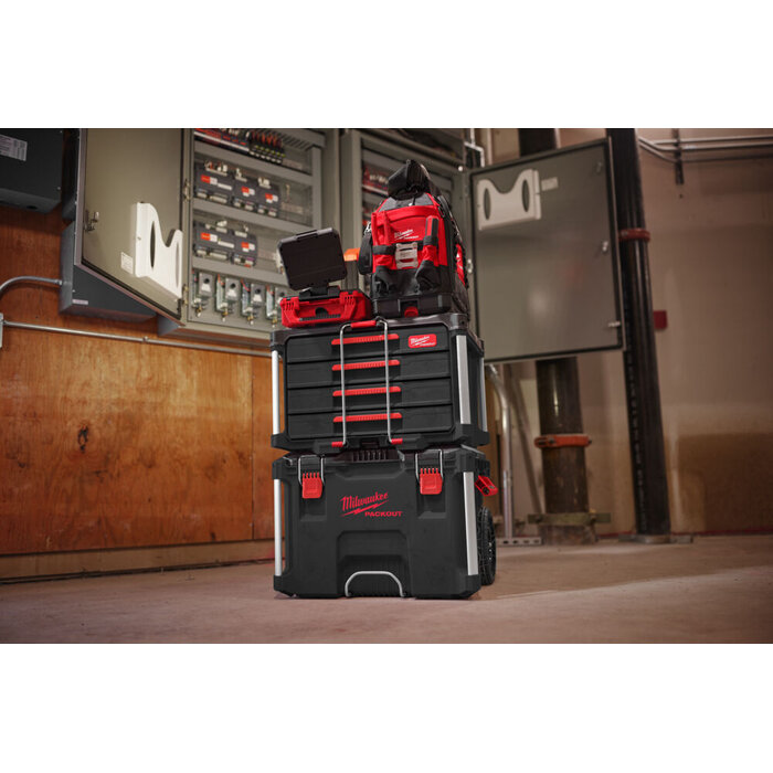 MILWAUKEE PACKOUT Gereedschapskoffer met vier lades