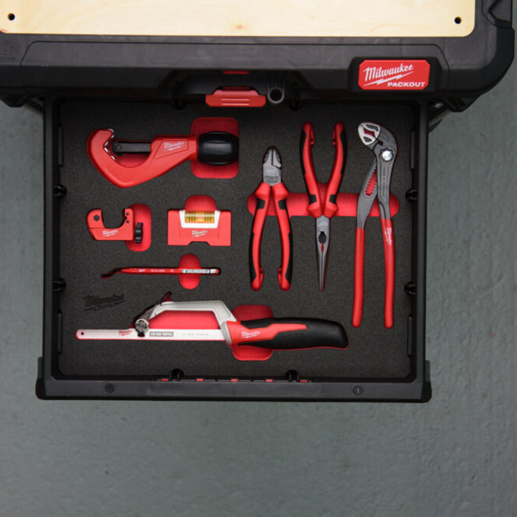 MILWAUKEE FOAM INLAY GESCHIKT VOOR ALLE PACKOUT™ GEREEDSCHAPSKOFFERS MET LADES VOOR DE LOODGIETER (8-DELIG)