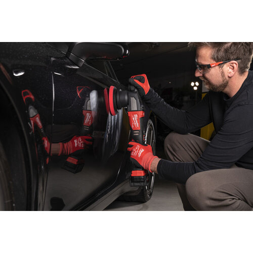 MILWAUKEE M18 FROP15 EXCENTRISCHE POLIJSTMACHINE MET 15 MM SCHUUR UITSLAG