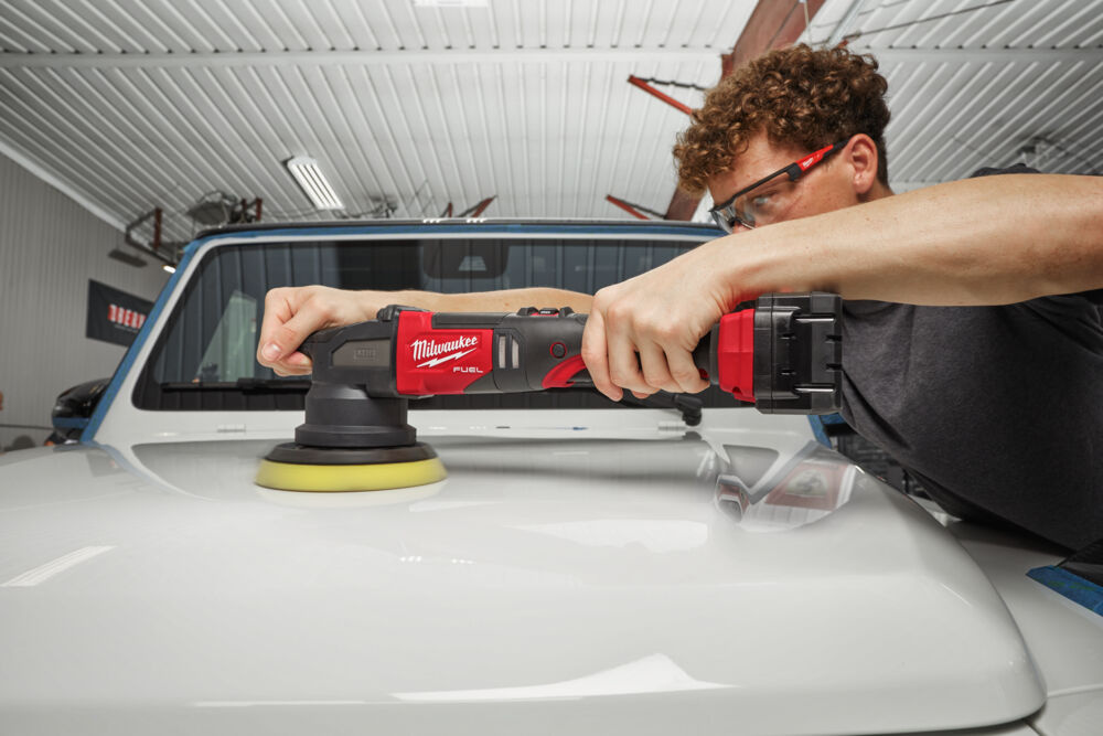 MILWAUKEE M18 FUEL Excentrische polijstmachine 15mm uitslag