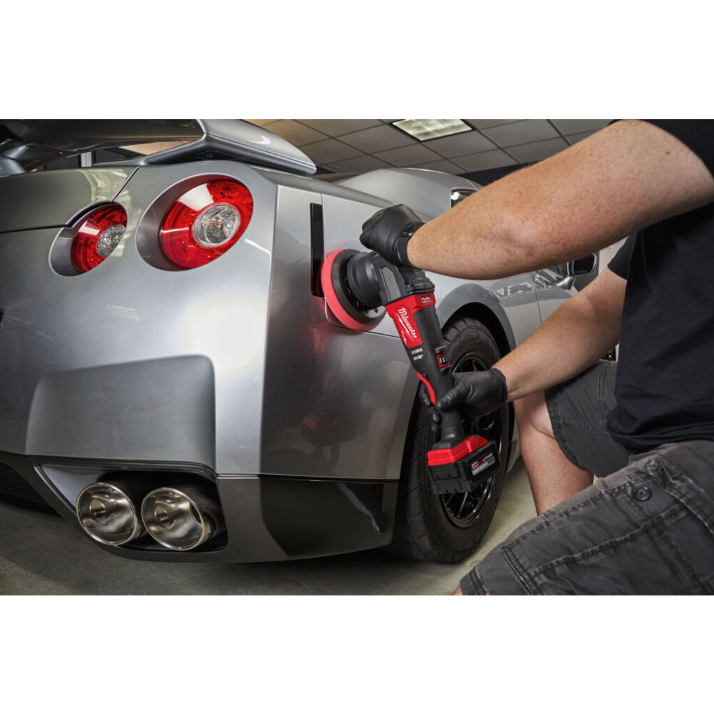 MILWAUKEE M18 FROP15 EXCENTRISCHE POLIJSTMACHINE MET 15 MM SCHUUR UITSLAG