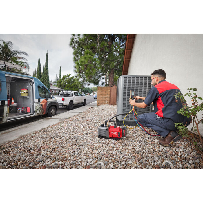 MILWAUKEE M18 FVP5 VACUÜMPOMP 5 CFM