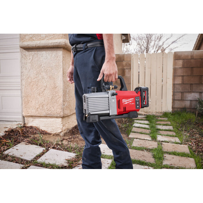 MILWAUKEE M18 FVP5 VACUÜMPOMP 5 CFM