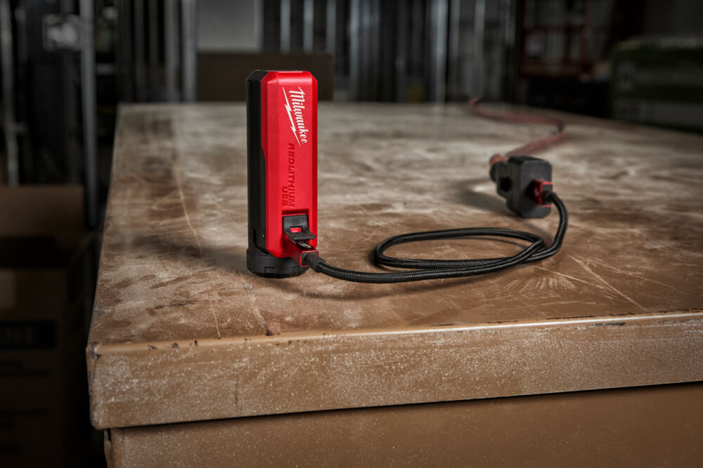 MILWAUKEE L4 PPS-301 EDLITHIUM USB Accu en oplader set