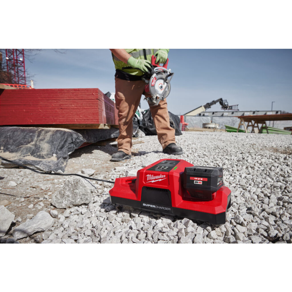 MILWAUKEE M18 DBSC Dual Bay Superlader