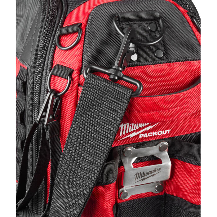 MILWAUKEE PACKOUT™ 38 CM PRO GESLOTEN GEREEDSCHAPSTAS