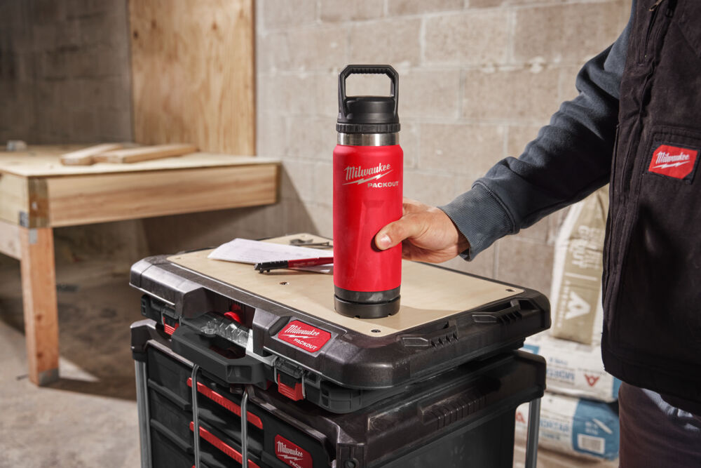MILWAUKEE PACKOUT 532 ml fles met deksel