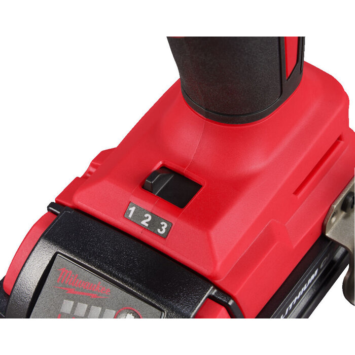 MILWAUKEE M18 BLIDR KOOLBORSTELLOZE 1/4˝ HEX SLAGSCHROEVENDRAAIER
