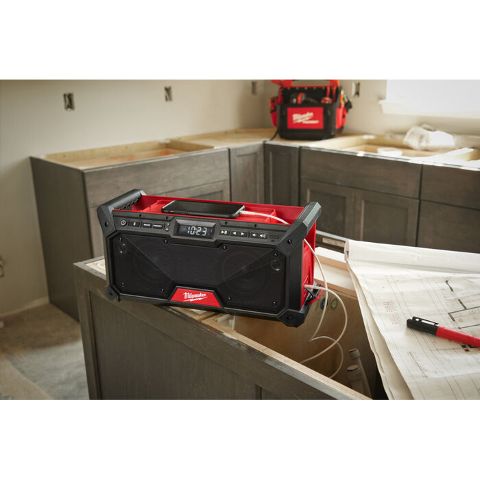 MILWAUKEE M18 RADDAB+G2 Jobsite radio DAB+