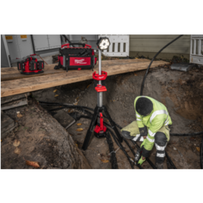 MILWAUKEE M18 SAL2 LED STAANDE LAMP