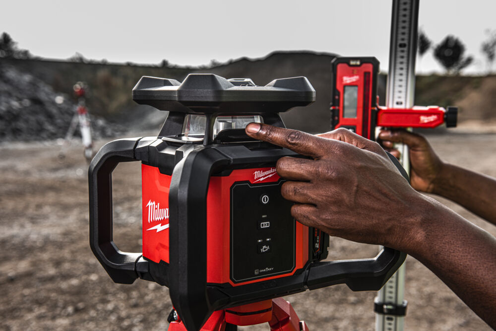 MILWAUKEE M18 RLOH600-201C600 M Horizontaal roterende laser met ONE-KEY