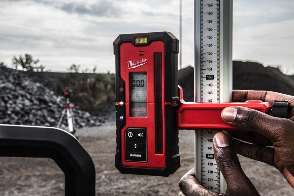 MILWAUKEE M18 RLOH600-201C600 M Horizontaal roterende laser met ONE-KEY