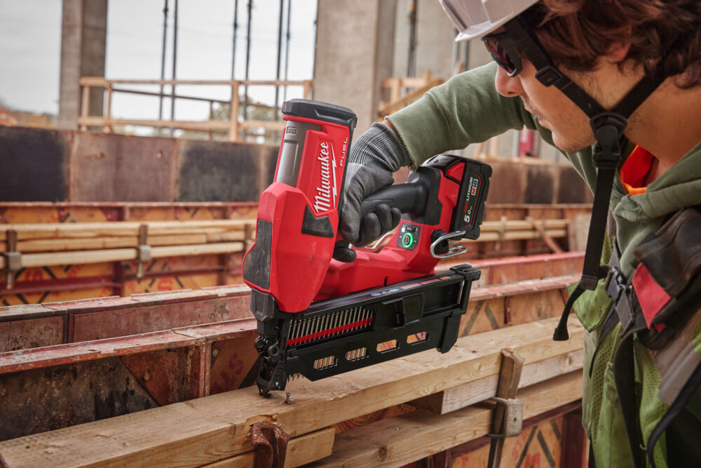 MILWAUKEE M18 FDN-0C DUPLEX TACKER 18V