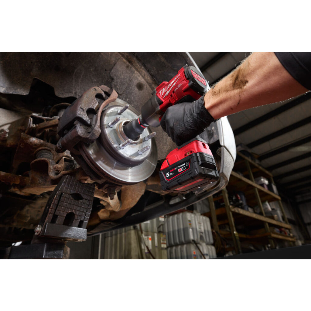 MILWAUKEE M18 B5-CR Chemisch Bestendig Accu 5,0 Ah